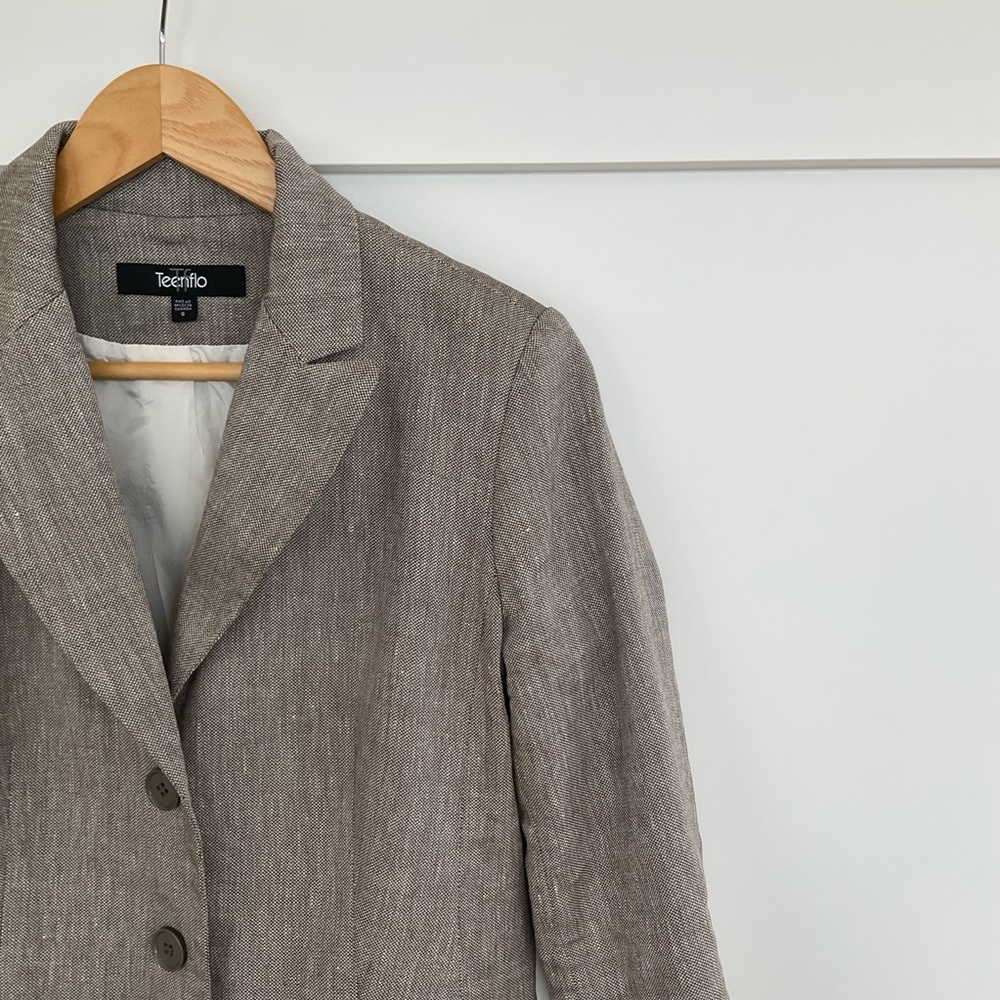 Teenflo Taupe Linen Blend Tailored Blazer - Picture 4 of 4
